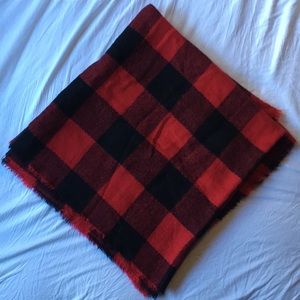 Buffalo Plaid Blanket Scarf 🧣